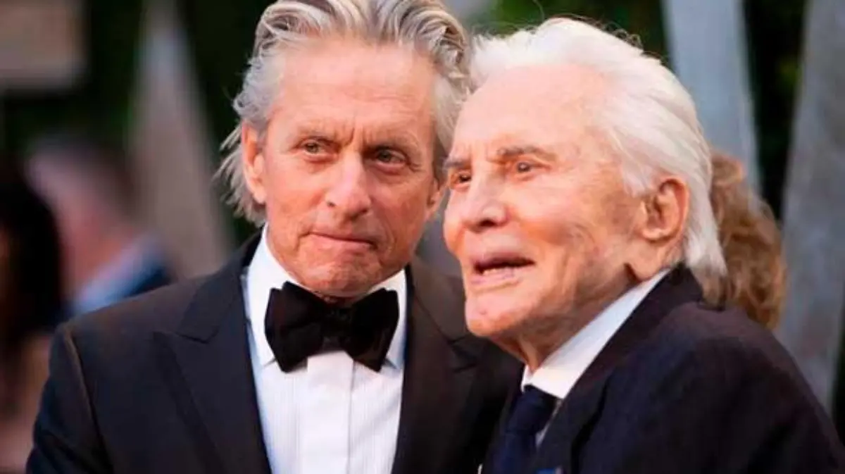 esp-michaeldouglas001