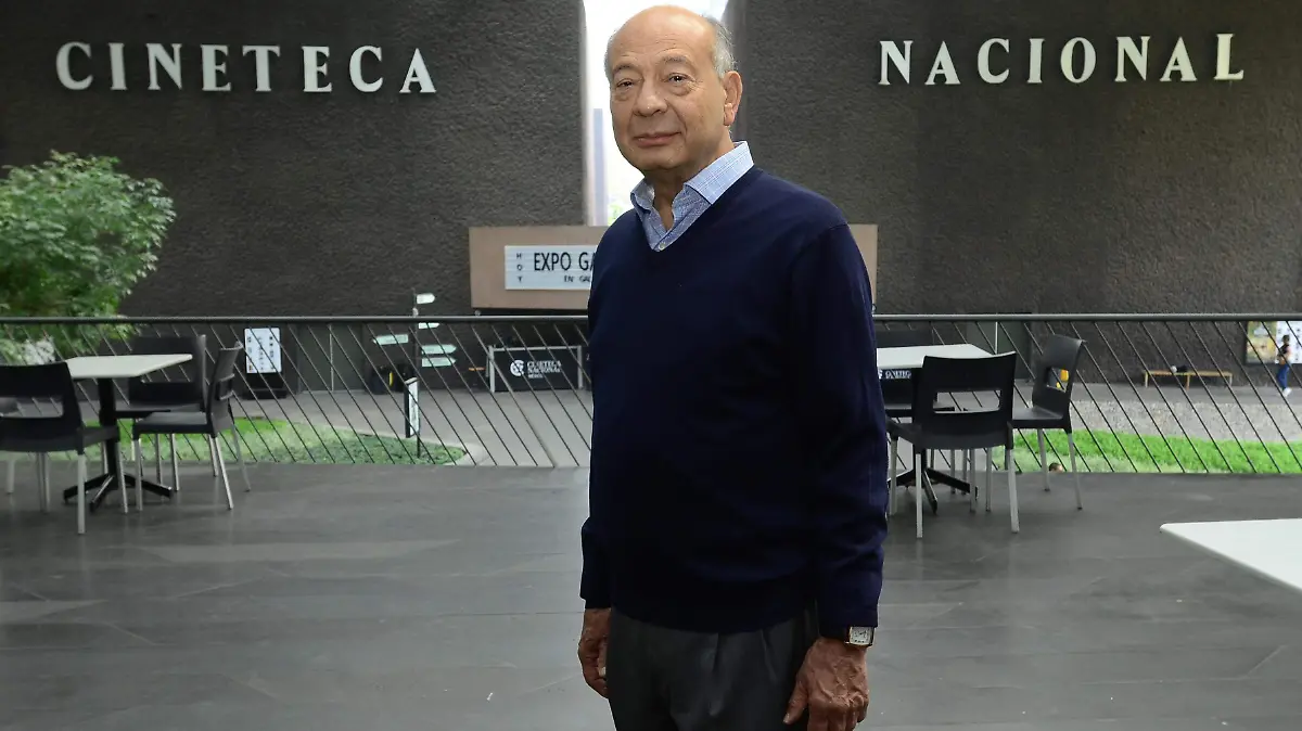 ALEJANDRO PELAYO1