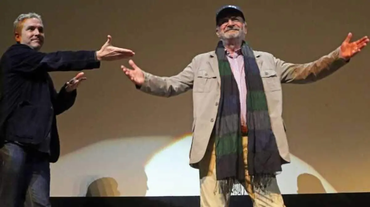 Muere el director mexicano Felipe Cazals