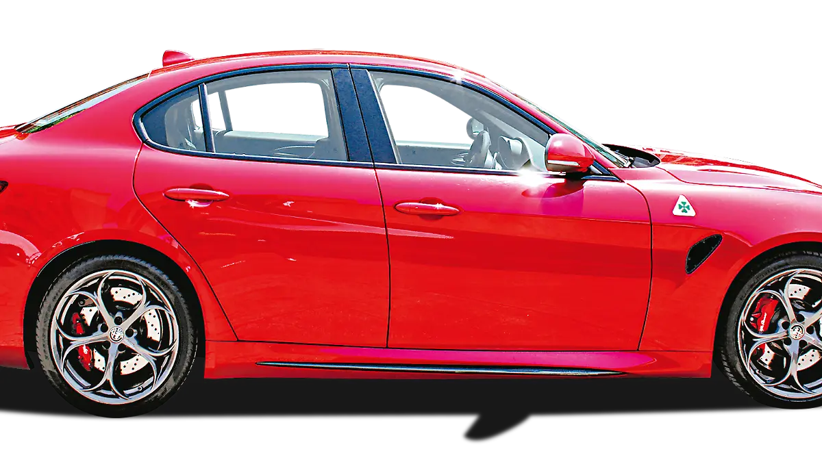 Alfa Romeo Giulia Quadrifoglio 2