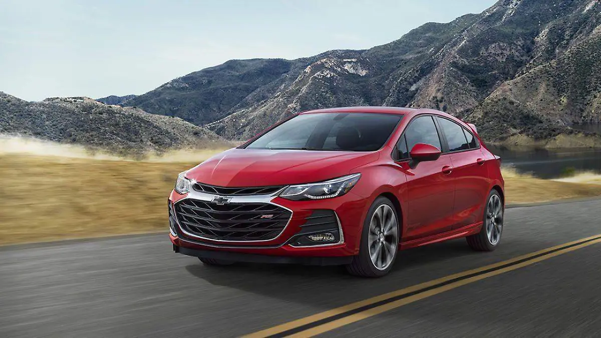 2019-chevrolet-cruze-hatchback-ogi