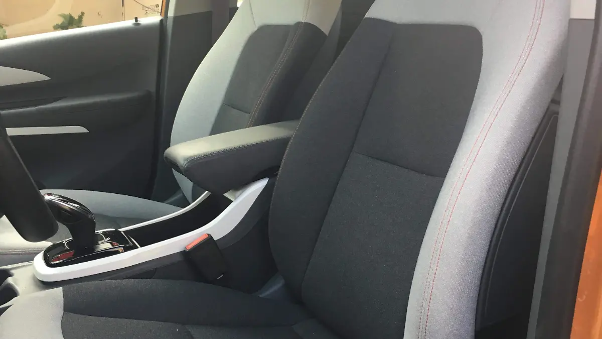 Chevrolet BOLT EV asientos