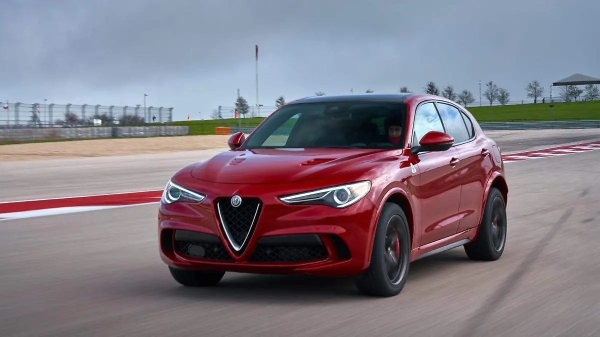 Alfa Romeo Stelvio Quadrifoglio Verde_3