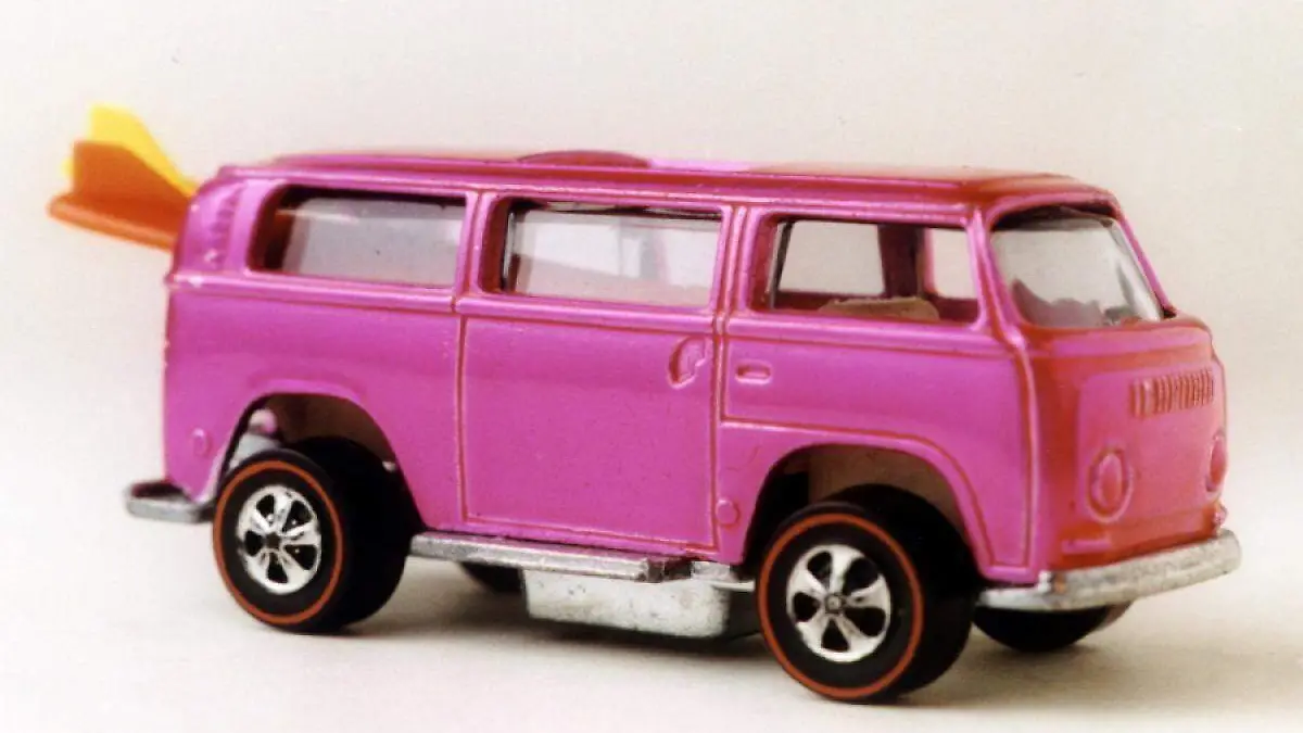 1.- PINK BEACH BOMB 1968