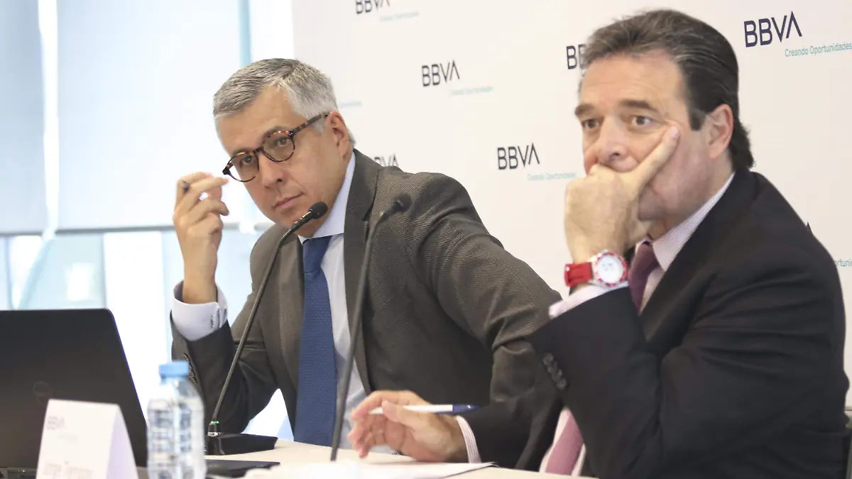 CARLOS SERRANO-JORGE TERRAZAS-BBVA BANCOMER-roberto hernandez (1)