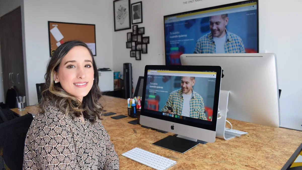 03 RECORTAR CARA PARA CITA KARINA DERBEZ SALARY OF DEMAND-oma flores (22)