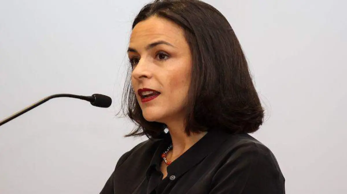 Alejandra Palacios adelantaa su salida de Cofece