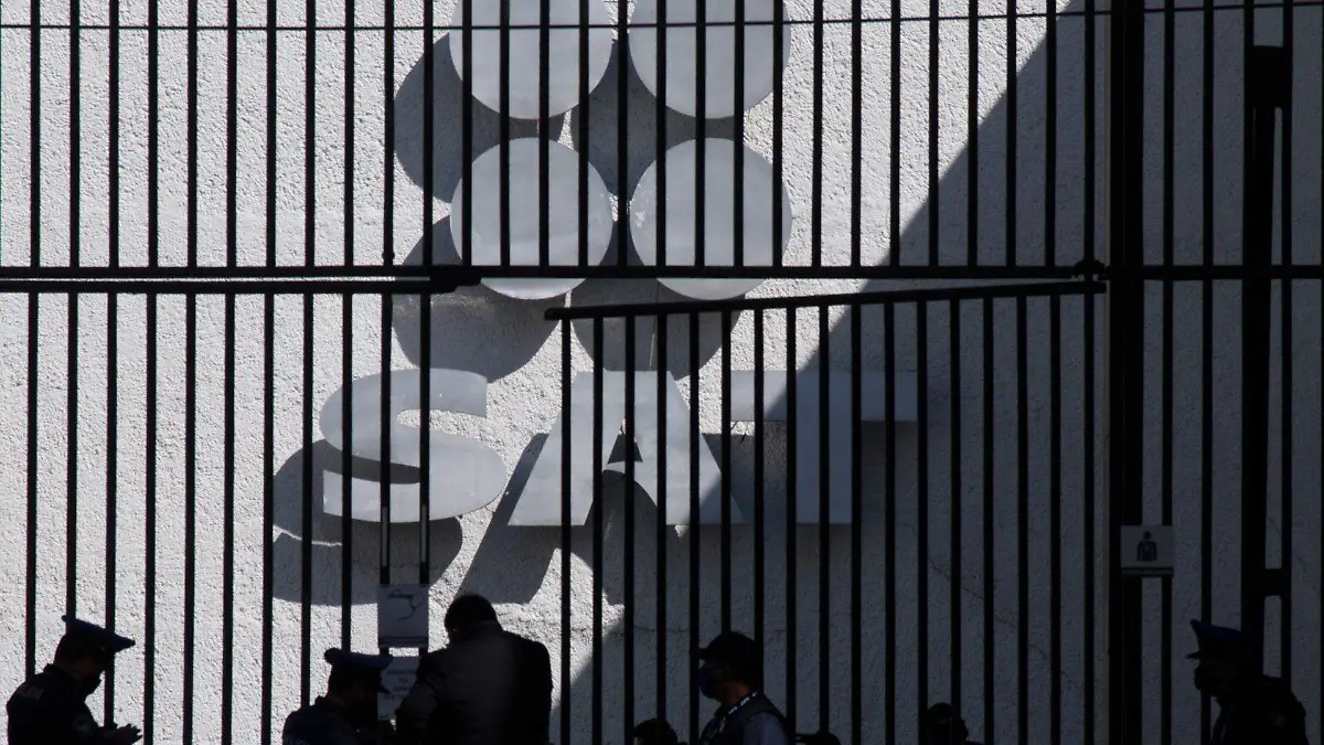 799745_Filas Trámites SAT-1_web