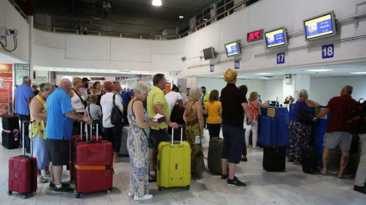 thomas cook GB REUTERS