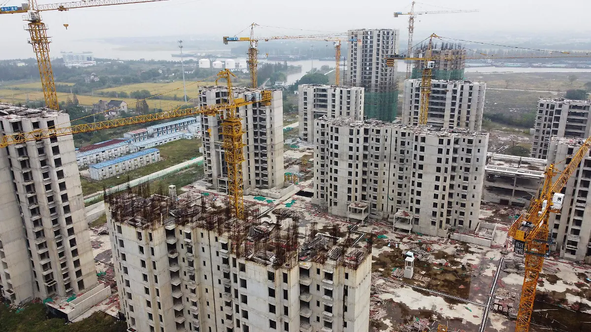Evergrande reanuda trabajos de construcción