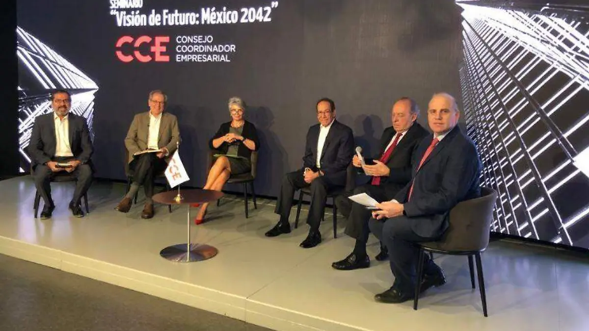 Revisión al pasado debe tener un fin dice CCE