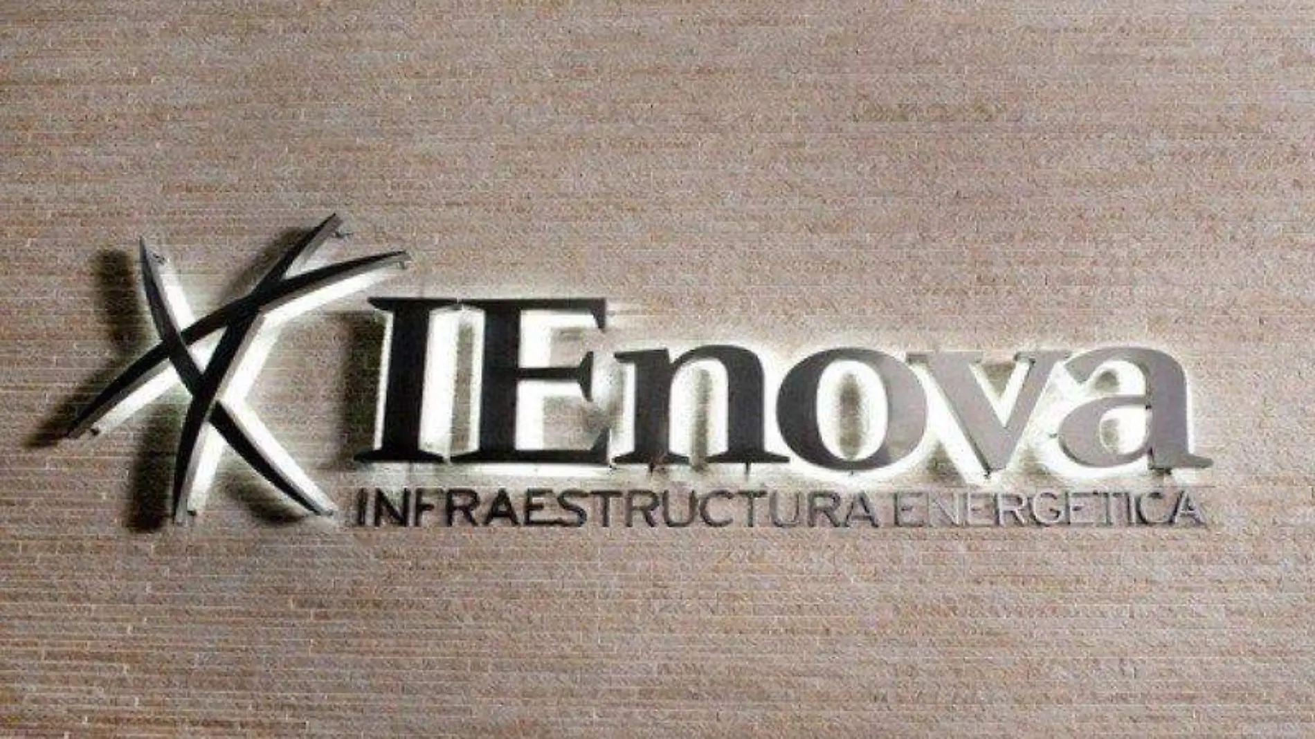 IENOVA-