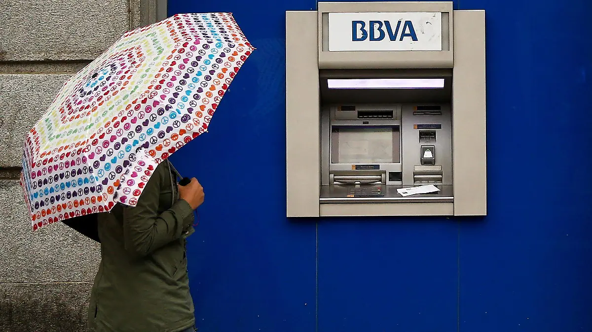 2016-11-09T120000Z_219570530_D1BEULUZBNAA_RTRMADP_3_USA-ELECTION-BANKS