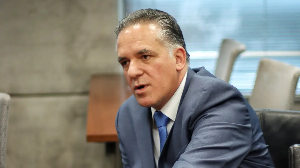 oscar del cueto kc roberto hernández
