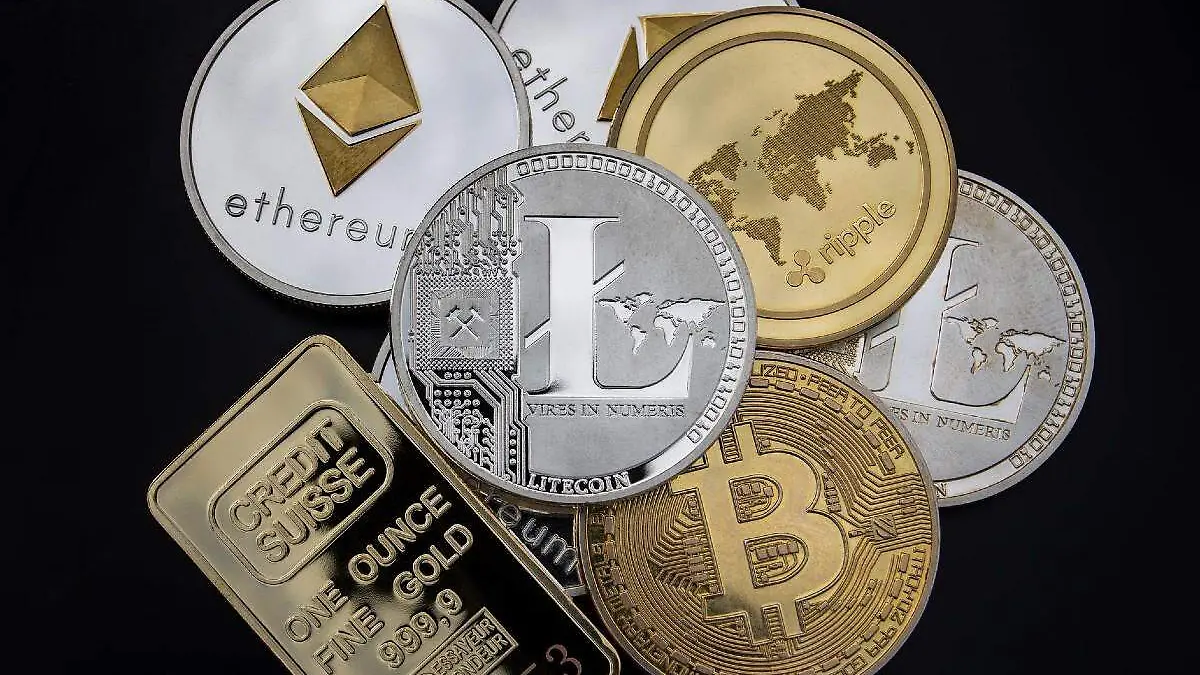 Cae mercado de criptomonedas