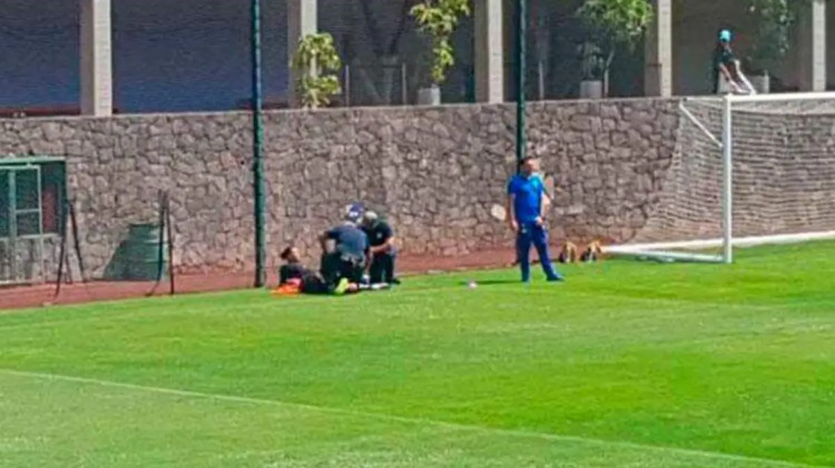 Cruz-Azul_Gullit-Pena_lesion