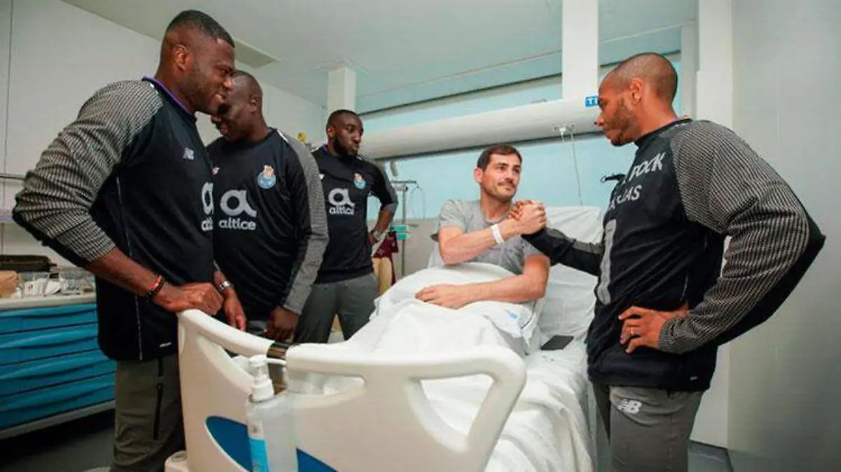 Iker-Casillas_hospital
