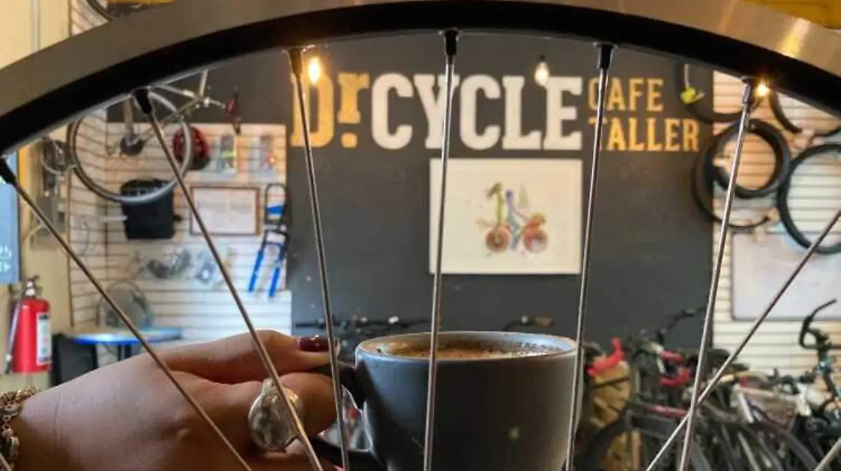 Clubes de café para ciclistas en CDMX