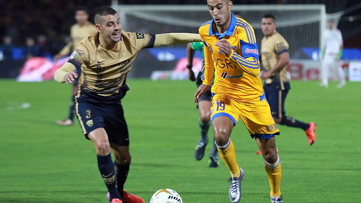 PUMAS Y TIGRES SE DISPUTAN LA FINAL DEL FUTBOL MEXICANO