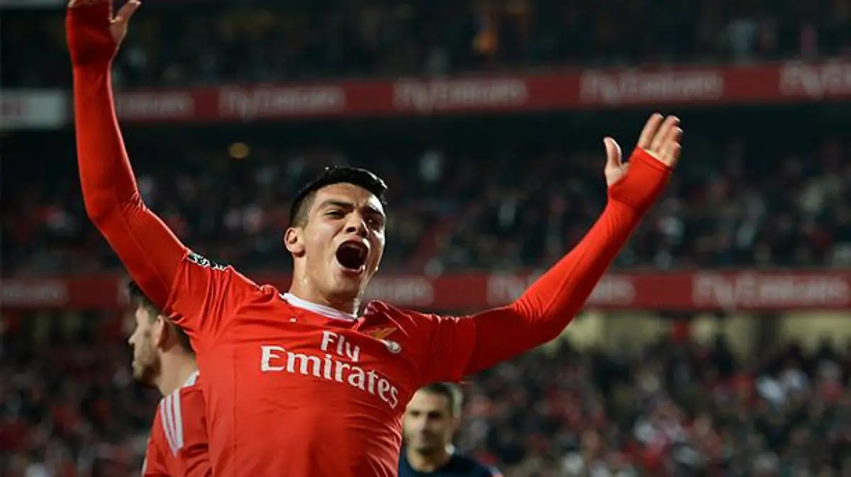 dep-raul-jimenez-benfica-001