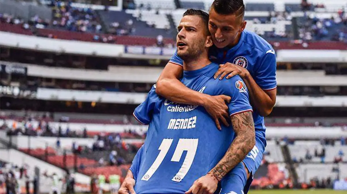 Cruz-Azul_Mendez