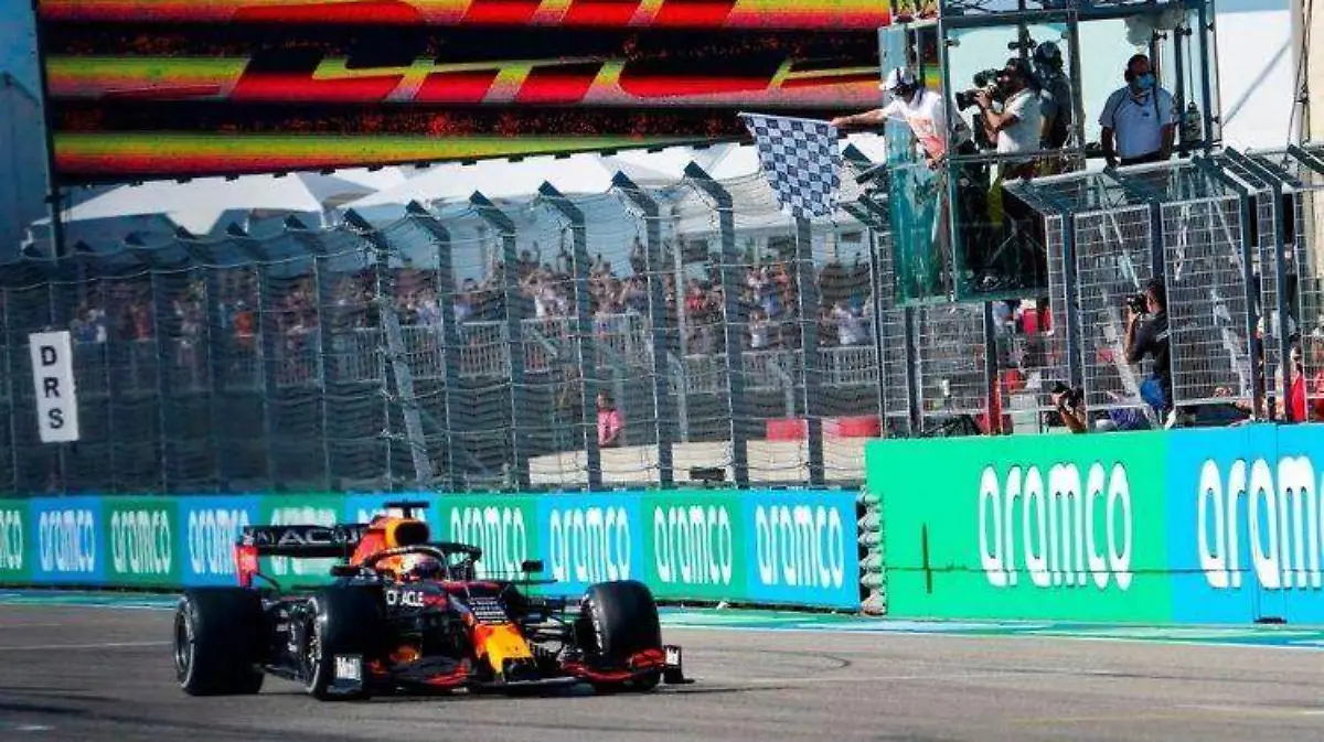 IMSS señala que empleo para mujeres va a la alza (1)