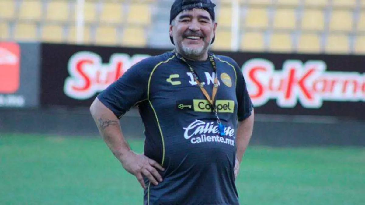 Maradona_dorados3
