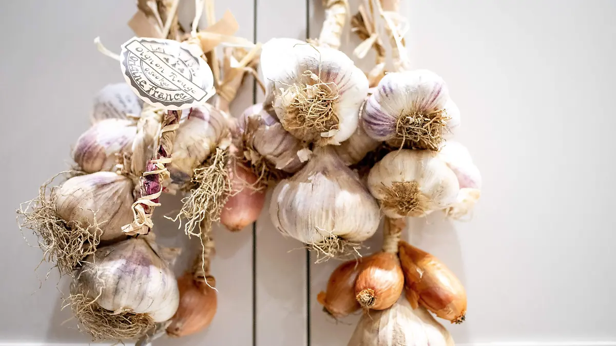 james-coleman-Hlzpho5G9dA-unsplash