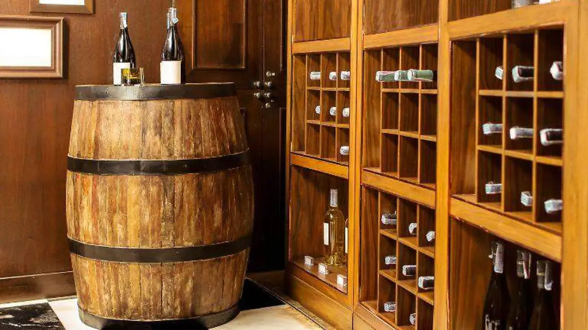 CUE Cava de vinos