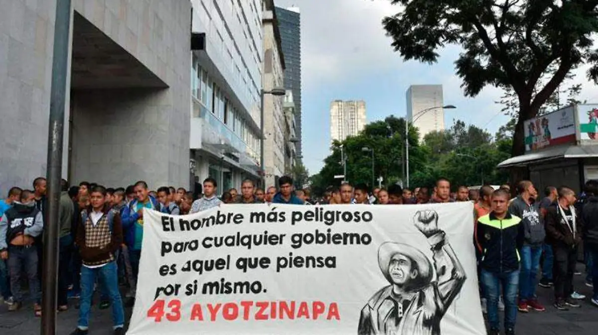 Marcha_Ayotzinapa