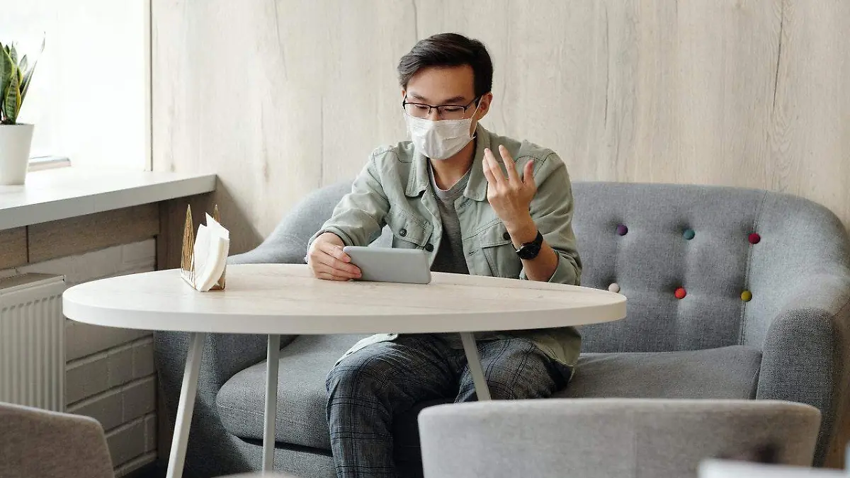 man-having-a-video-chat-while-in-isolation-4031824