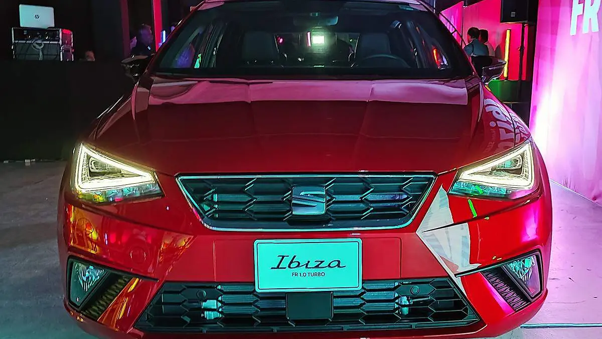 seat_ibizaFR_05