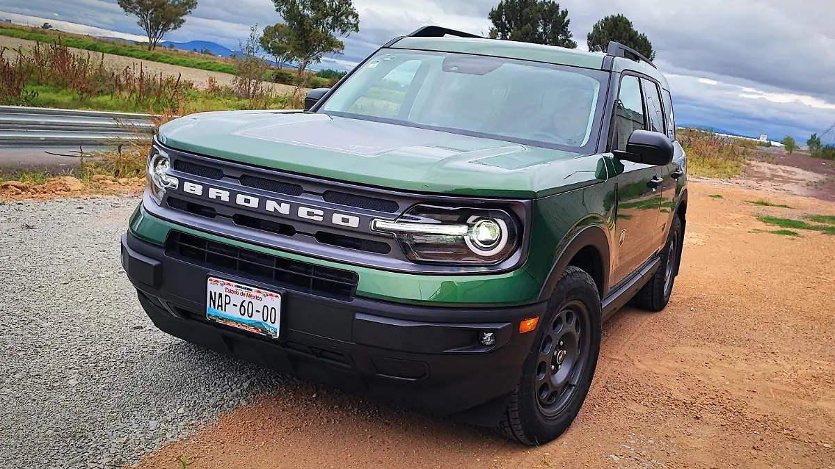 Ford_BrocoSport_Blackdiamond_02