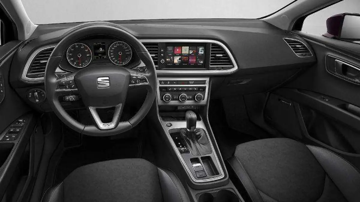 Interior-seatleon-tablero