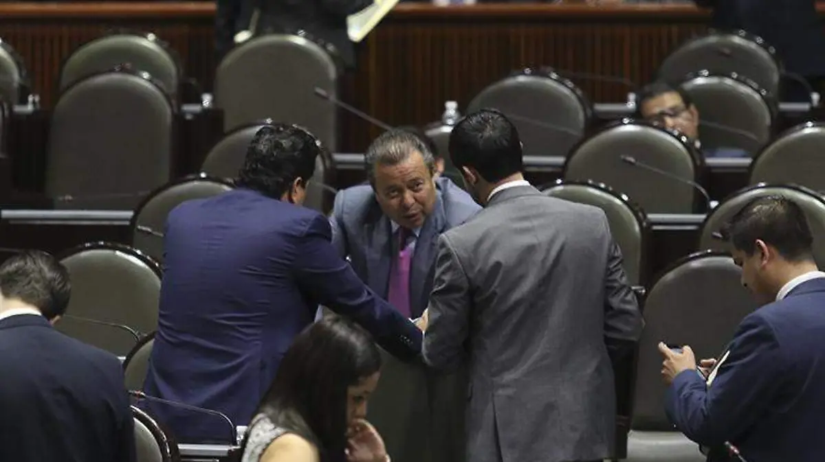 cesar-camacho-pri-diputados-pvem