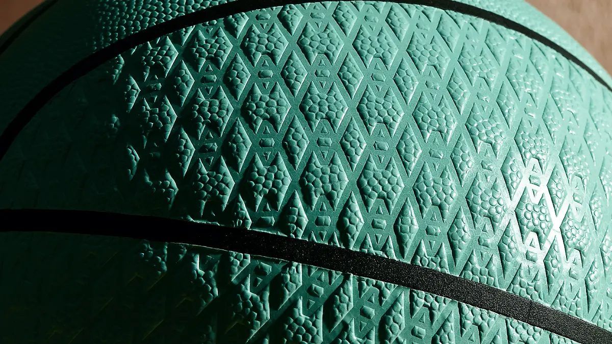 Ponen a la venta el exclusivo balón Tiffany Blue2
