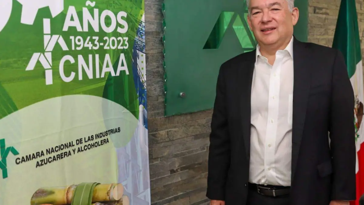 humberto_jasso_romina_solís