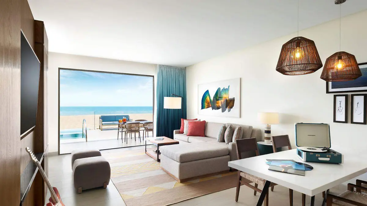 HRHLC_ROCK_SUITE_SWIM-UP_LIVING_ROOM