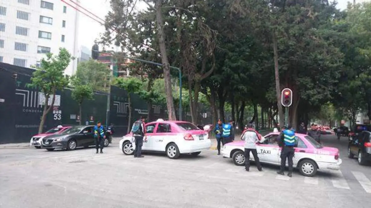 OPERATIVO-UBER-TAXIS-2