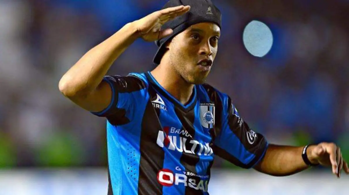 ronaldinho_partido_paz