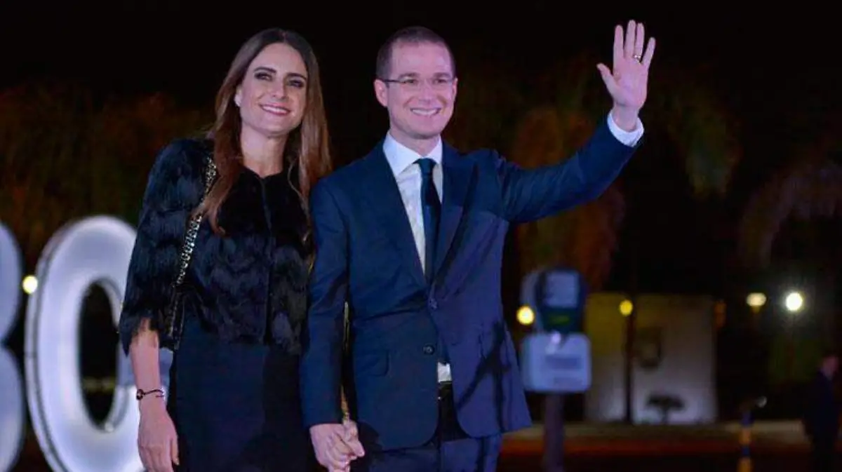 Ricardo-Anaya_esposa_debate