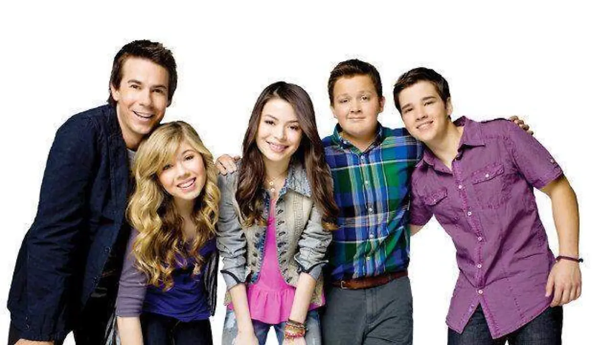 i-carly-CREW