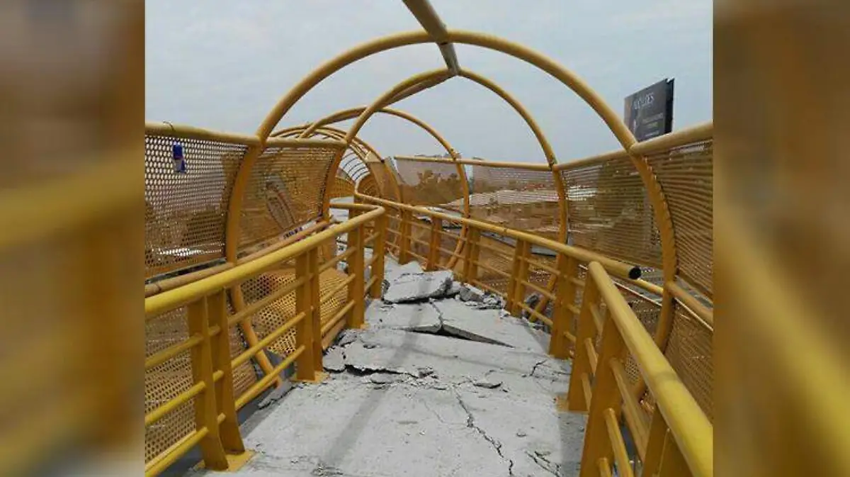 accidete-vial-grua-puente-peatonal
