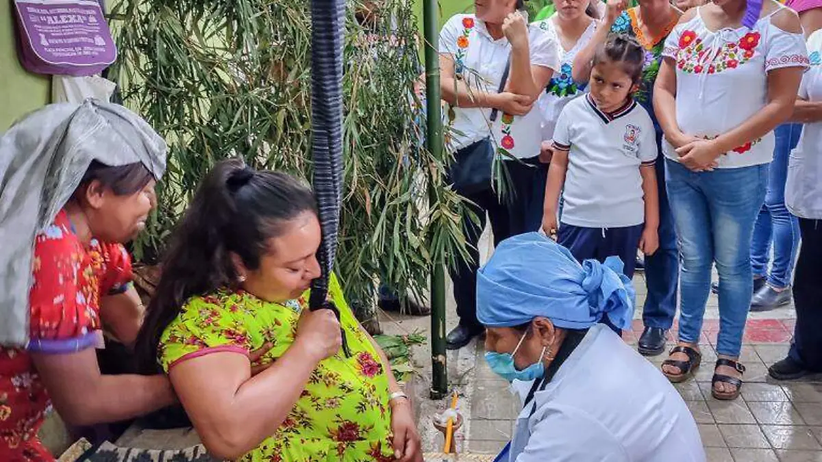 Copia de SALUD PIE PARTERAS borrar rostro de niña