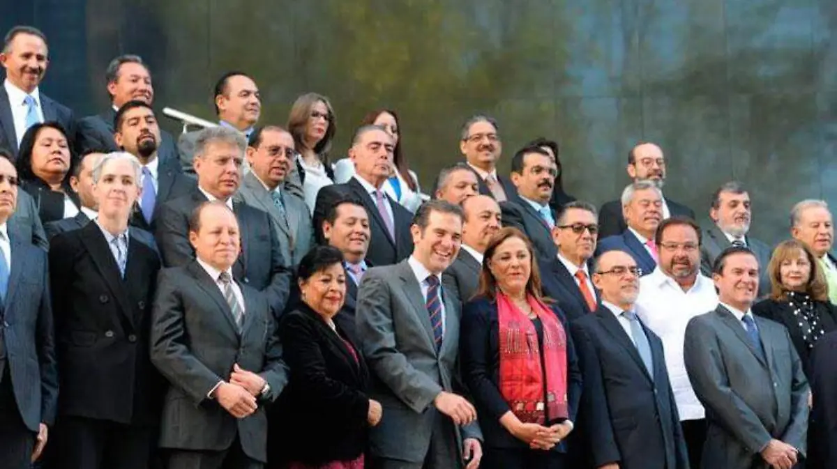 INE_senadores_constancias