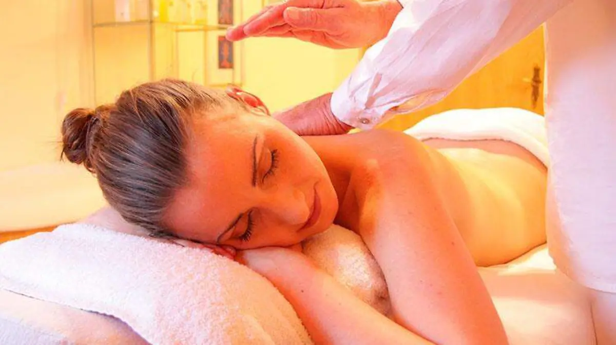 Dia-de-las-Madres_masaje-2