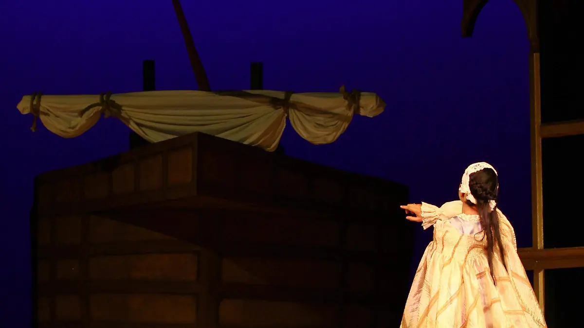 3.La Mulata de Cordoba Cuarto Oscuro