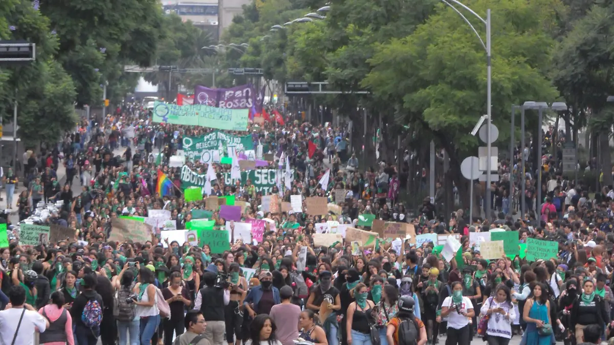 FEMINISTAS ernesto muñoz (2)