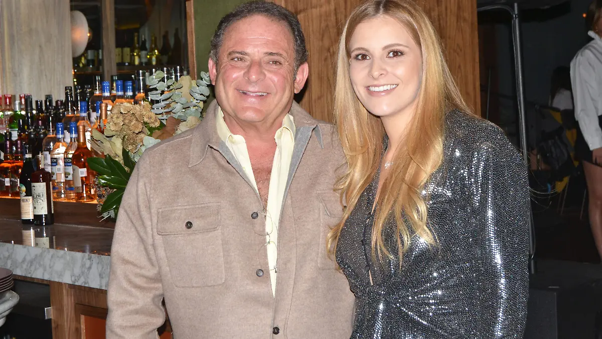 JOSE CUAIK Y TERESA CUAIK (2) PRINCIPAL