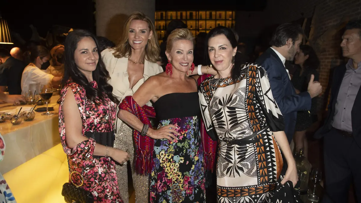 Paulina Madrazo, Marí Tere Alessandri, Raquel Bessudo y Claudia Marcucetti / Foto JDS